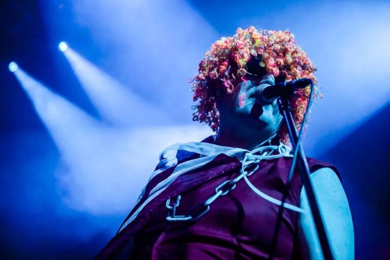 The Syntetic aka Człowiek Widmo